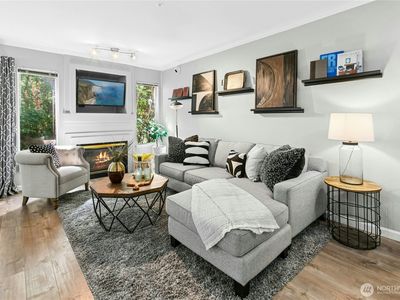 25235 SE Klahanie Blvd #G102, Sammamish, WA, 98029