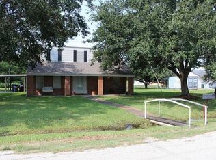 5900 John Mitchell Dr, Hitchcock, TX 77563