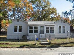 1st image of 529 Bradley Blvd