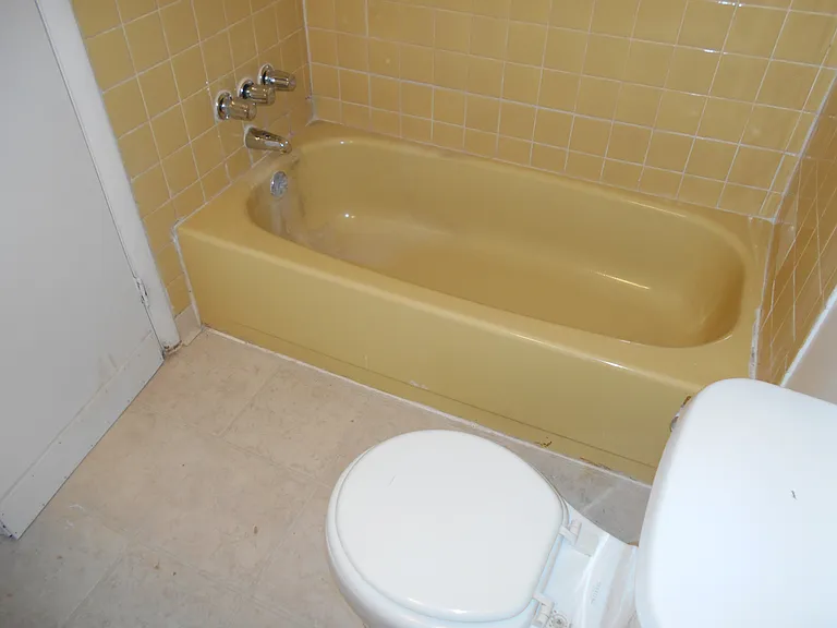 1427 E Tremont St #8 — Photo 14
