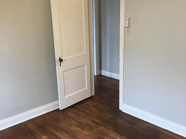 1310 W Kentucky Ave — Photo 12