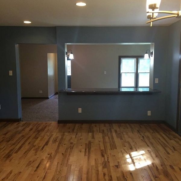 2nd image of 409 30th Ave N