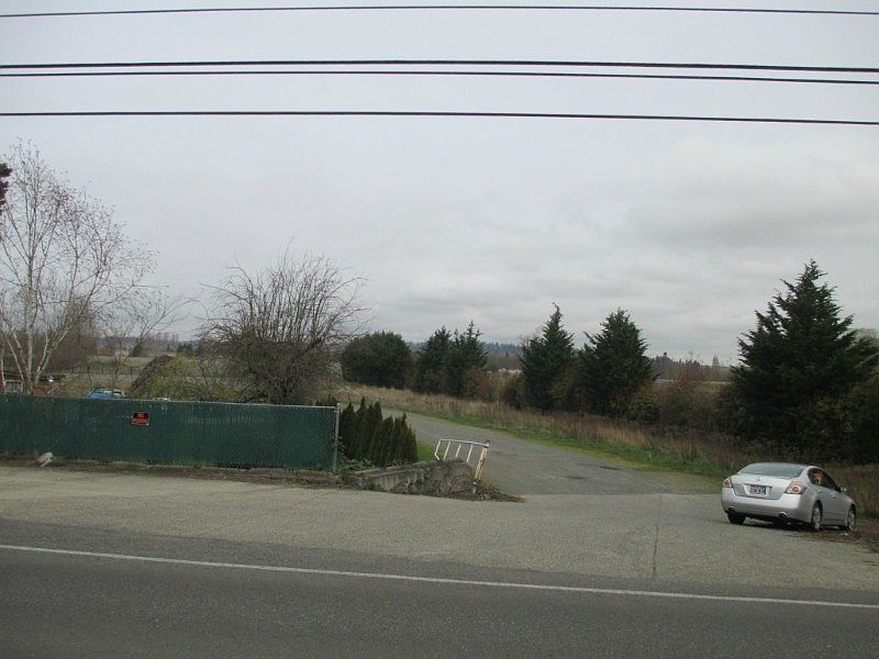 2nd image of 4717 N Levee Rd E