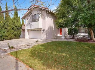 33120 Falcon Dr, Fremont, CA 94555