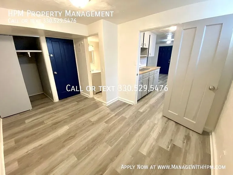 1415 Yale Ave NW #9 — Photo 9