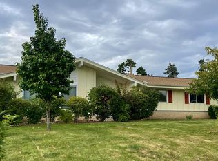13780 W Park Ave, New Berlin, WI 53151