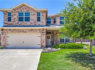 9821 Osprey Dr, Fort Worth, TX 76108