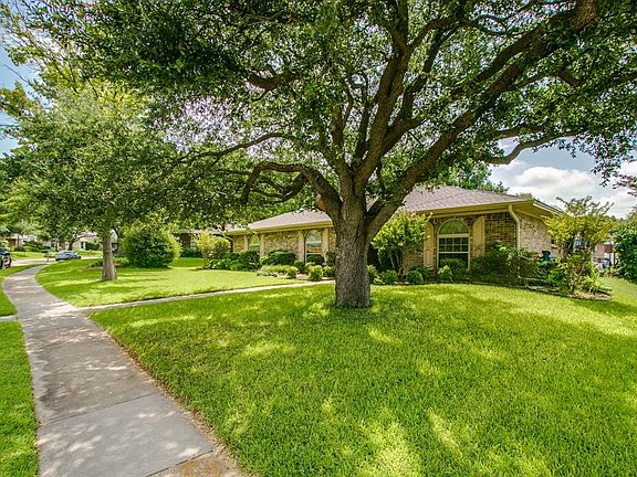 4th image of 2516 Teakwood Ln