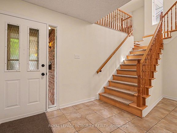 2nd image of 7012 Notre Dame St