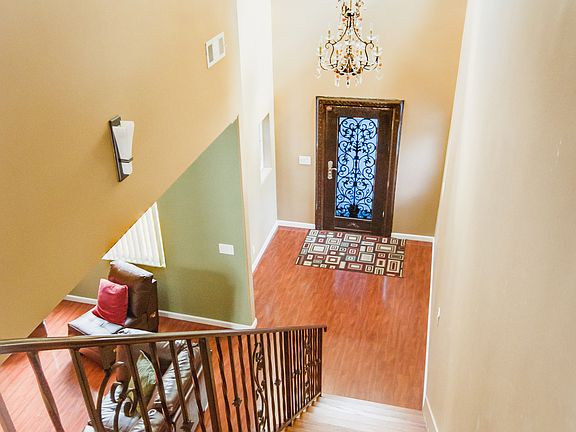 3rd image of 6631 Gaviota Ave