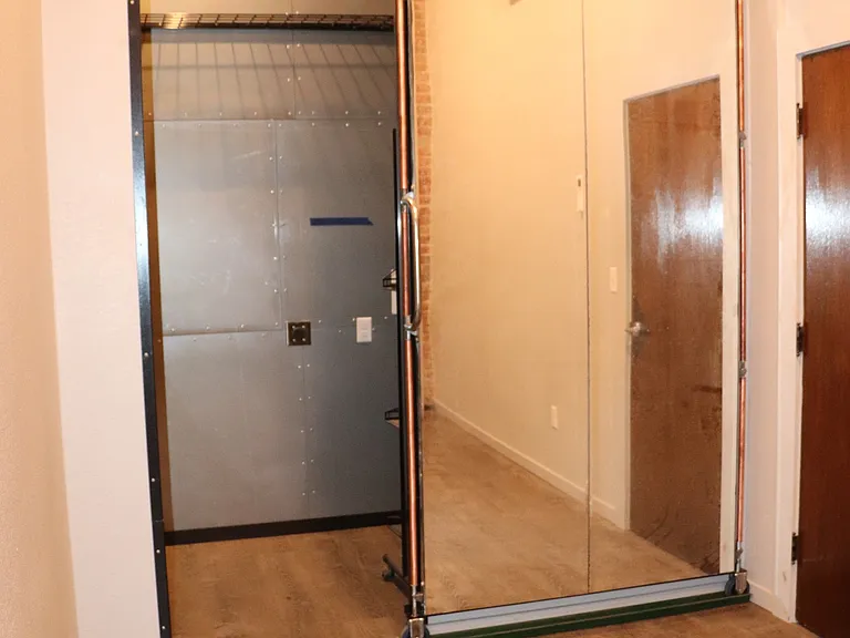 Bedroom closet w/washer dryer hookups