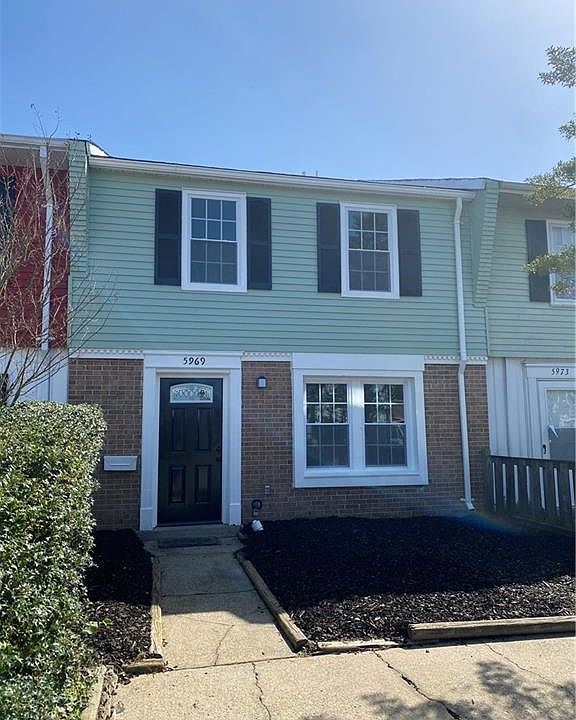 1st image of 5969 Clear Springs Ct