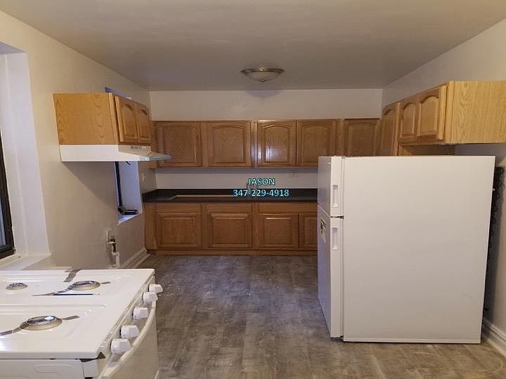 1st image of 1654 E 13th St #X