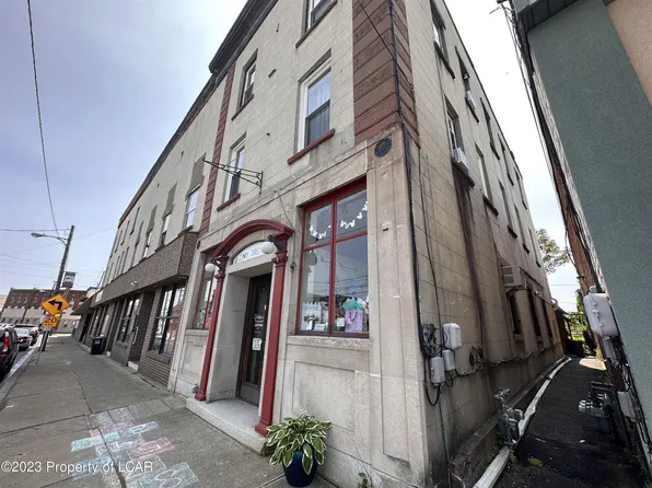 86 Main St, Luzerne, PA 18709