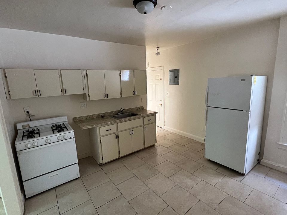 1st image of 114-33 Farmers Blvd #2R