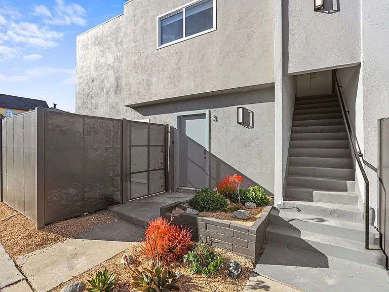 8777 Cadillac Avenue Apartments — Photo 70
