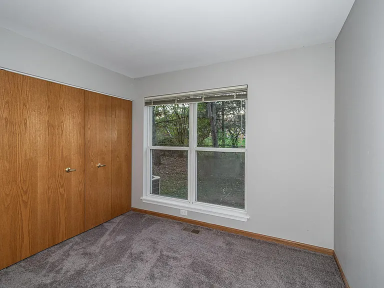 214 N Cathy Ln — Photo 11