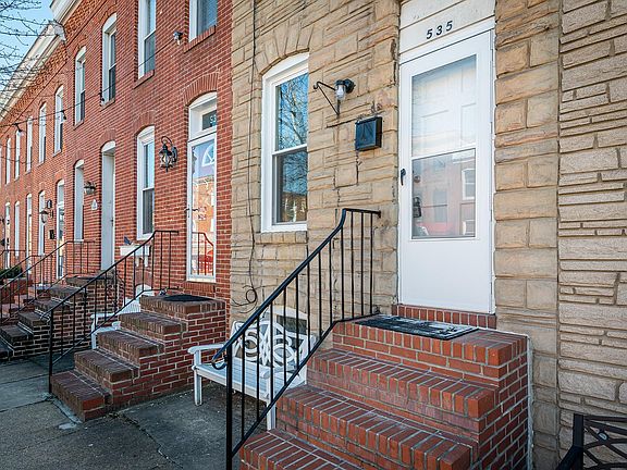 3rd image of 535 E Fort Ave