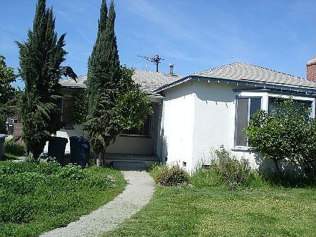 2nd image of 10819 Amery Ave