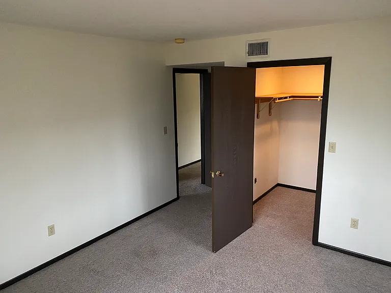 N92W7010 Evergreen Ct — Photo 18
