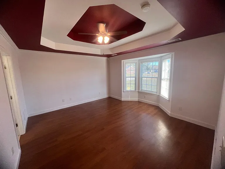 3801 N Hills Dr — Photo 20