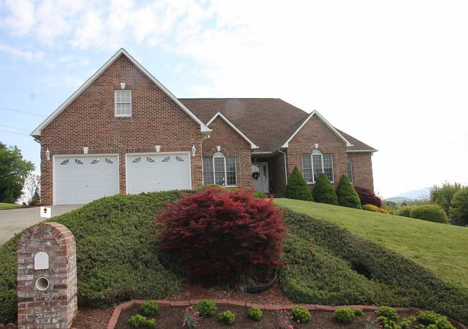 1st image of 1021 Whittling Wood Dr