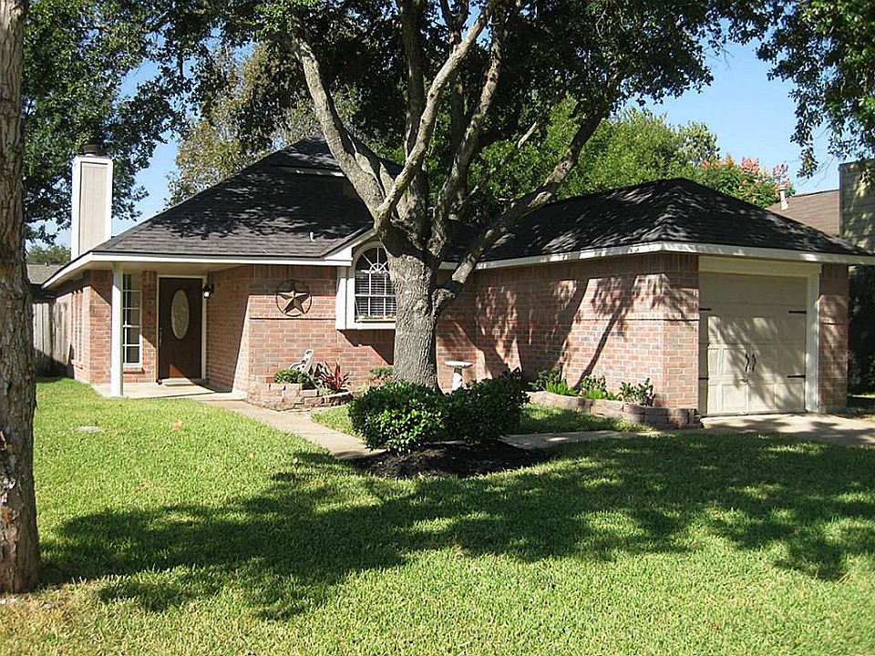 1st image of 17022 Dusty Mill Dr W