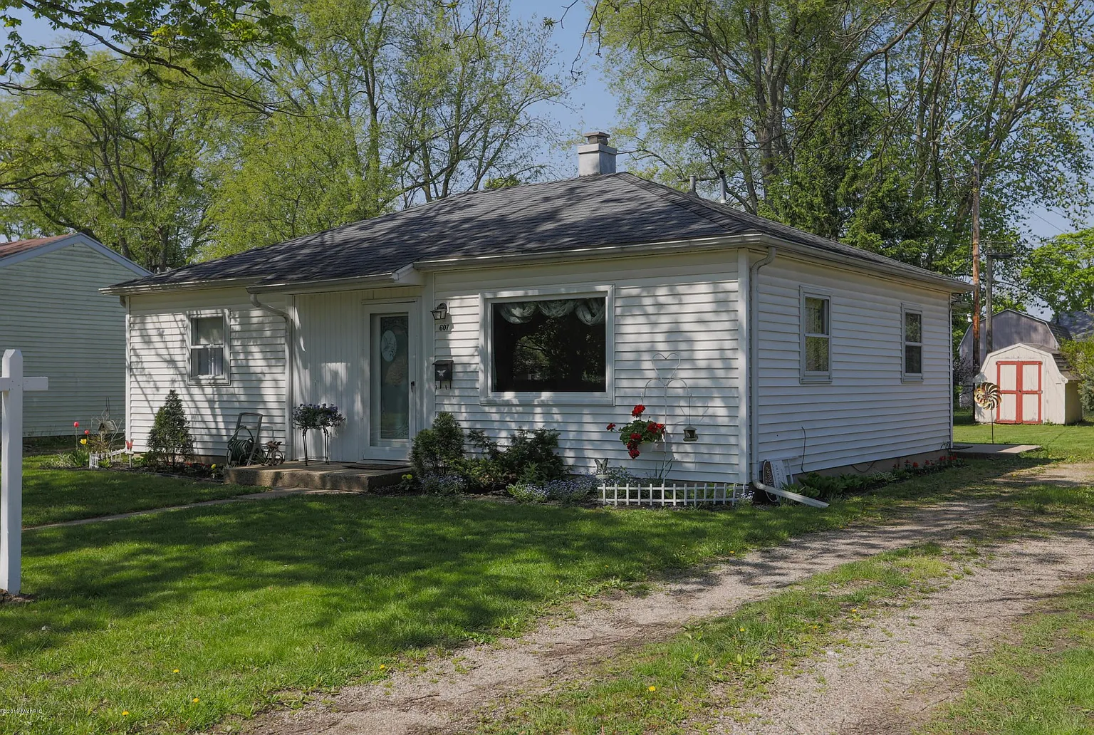 607 S Lincoln Ave photo 1