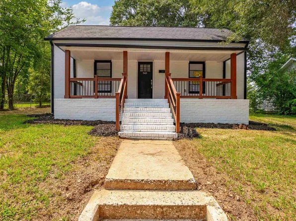 949 N Logan St, Gaffney, SC 29341