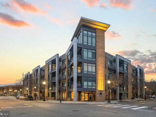525 Water St SW Unit 403, Washington, DC 20024