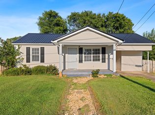 260 Lewis St, Muscle Shoals, AL 35661