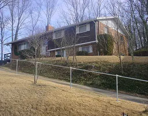 804 Echo Rd photo 1