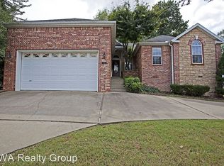 22 Valley View Cir, Bentonville, AR 72712