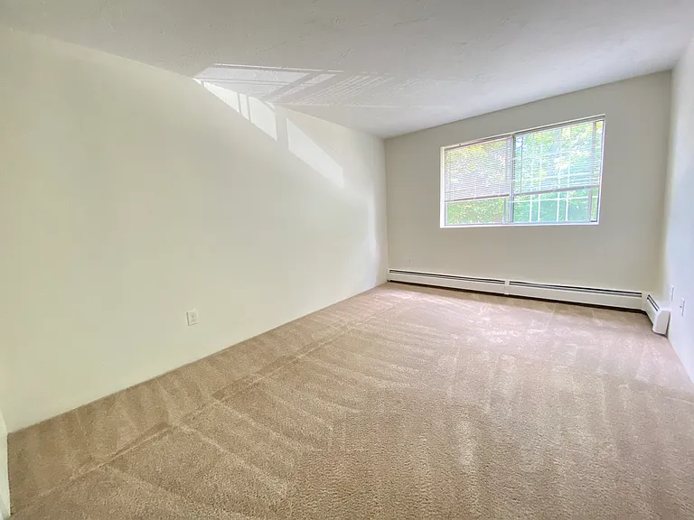 Park View Hills Condominiums — Photo 39