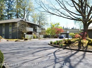 4628 Oakridge Rd APT 14W, Lake Oswego, OR 97035