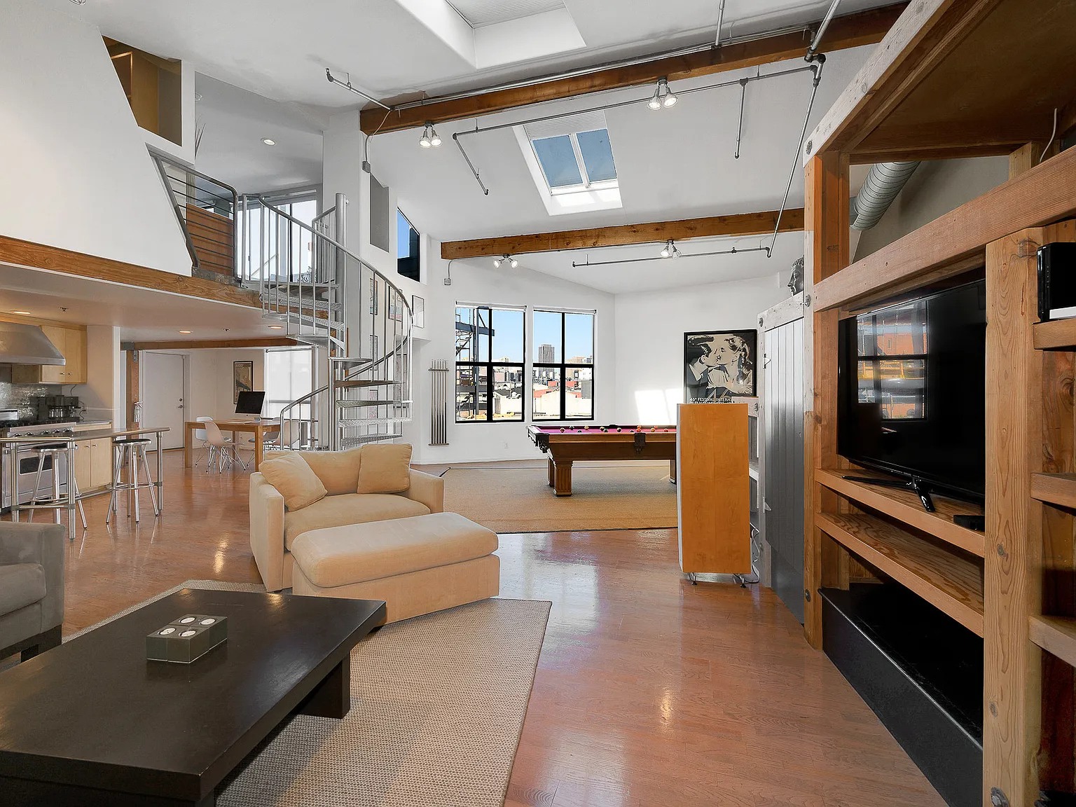 1 bed, $4,995 — Photo 4
