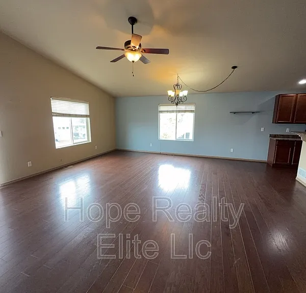 10931 Glen Canyon Dr — Photo 9