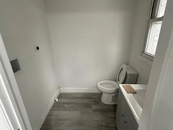 11 E Ruddle St, Coaldale, PA 18218