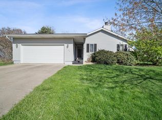 104 S Hilton St, Heyworth, IL 61745