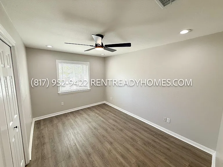 913 Harrison Dr — Photo 18