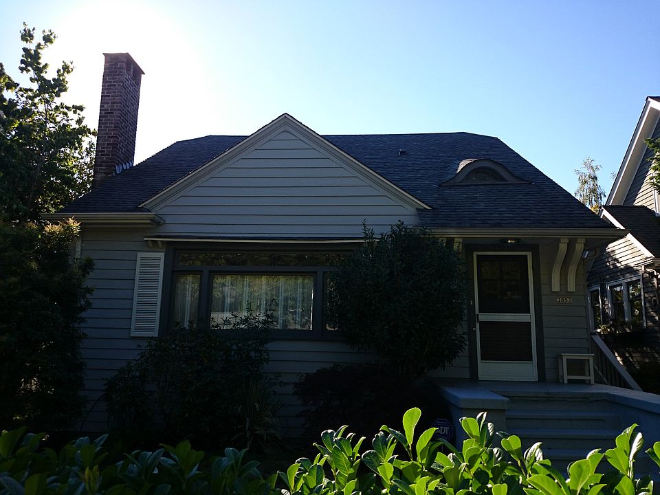 2nd image of 3857 42nd Ave NE