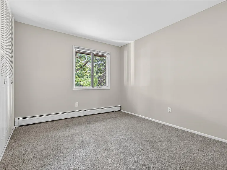 29-(Apt 2B) 2x2- Bedroom