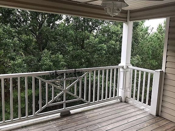 2nd image of 332 Bubble Creek Ct Unit 10