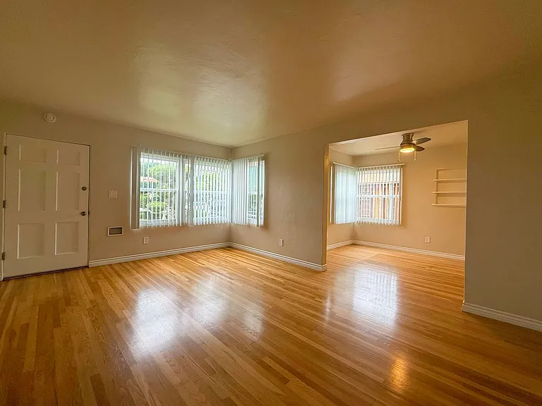 4756 Cape May Ave — Photo 6