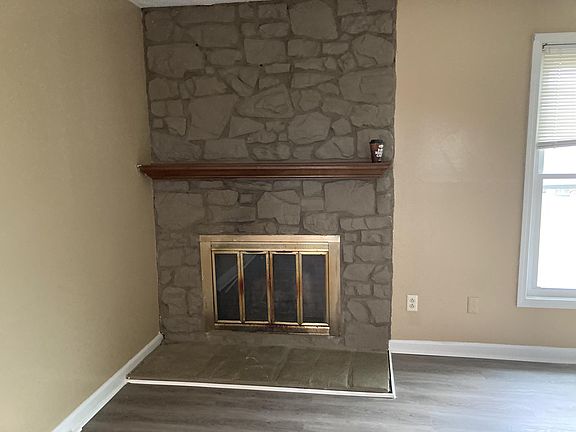 2nd image of 2122 Stonebrook Ct APT D
