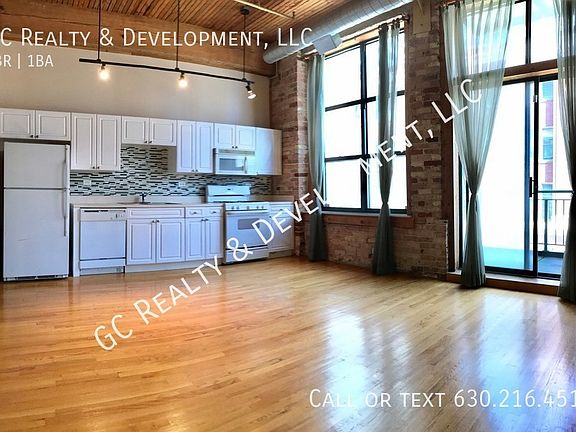 5th image of 1801 S Michigan Ave Unit 306
