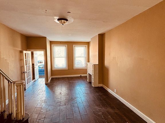 2nd image of 2050 E Ann St #1