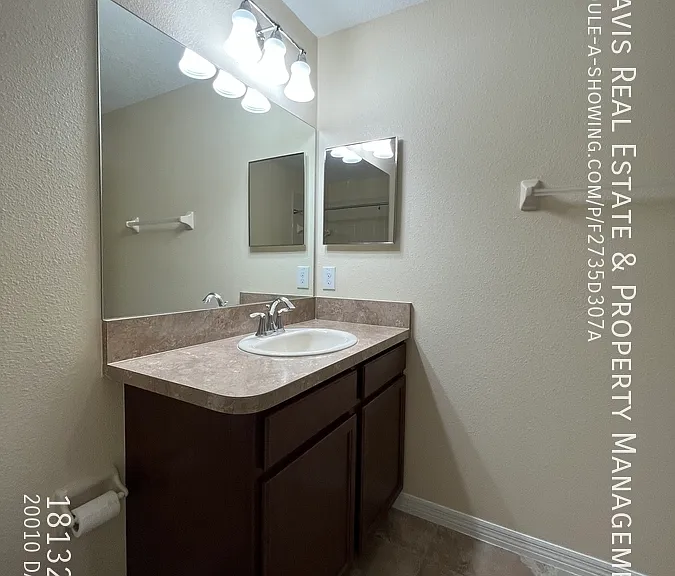 20010 Date Palm Way — Photo 21