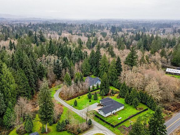 4th image of 1377 Alger Cain Lake Rd