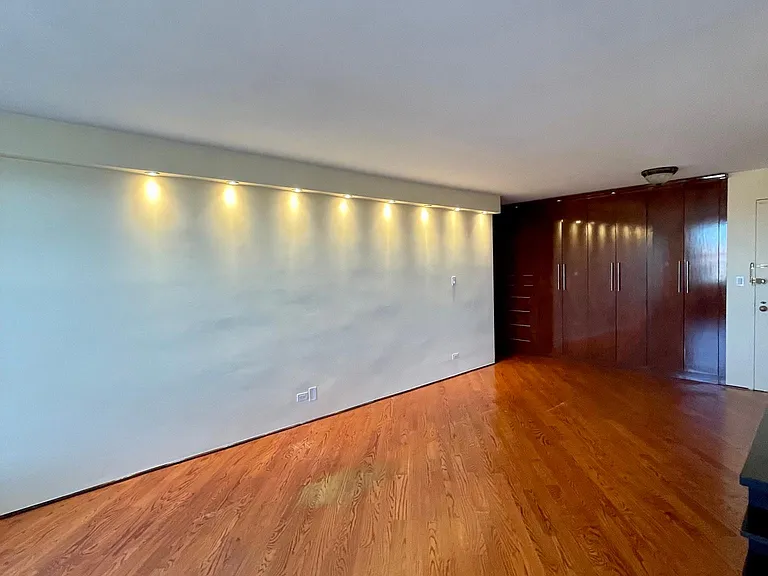 601 Surf Ave #19 — Photo 5